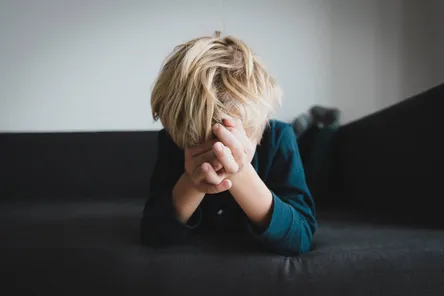 重庆哪里有心理科门诊？孩子模仿别人的强迫行为，会变成强迫症吗？